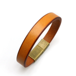 embossed logo genuine leather wristband