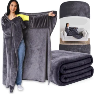fleece wearable blanket with pocket sleeves